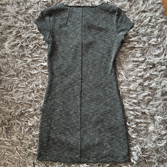 Le Chateau Slip on dress - Picture 2 of 2